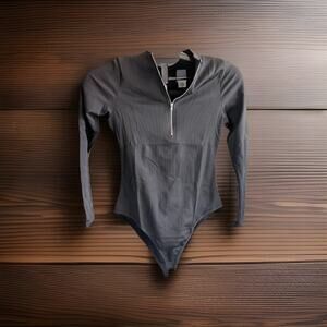 Body Suit Long Sleeve Ribbed In Ex Large Color Black With Zipper For Women NWT